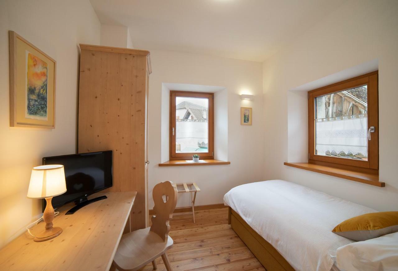 Alpedale Locanda Ovaro Εξωτερικό φωτογραφία