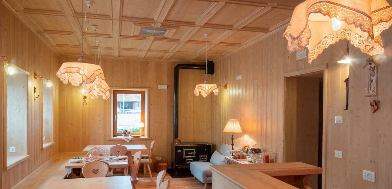 Alpedale Locanda Ovaro Εξωτερικό φωτογραφία